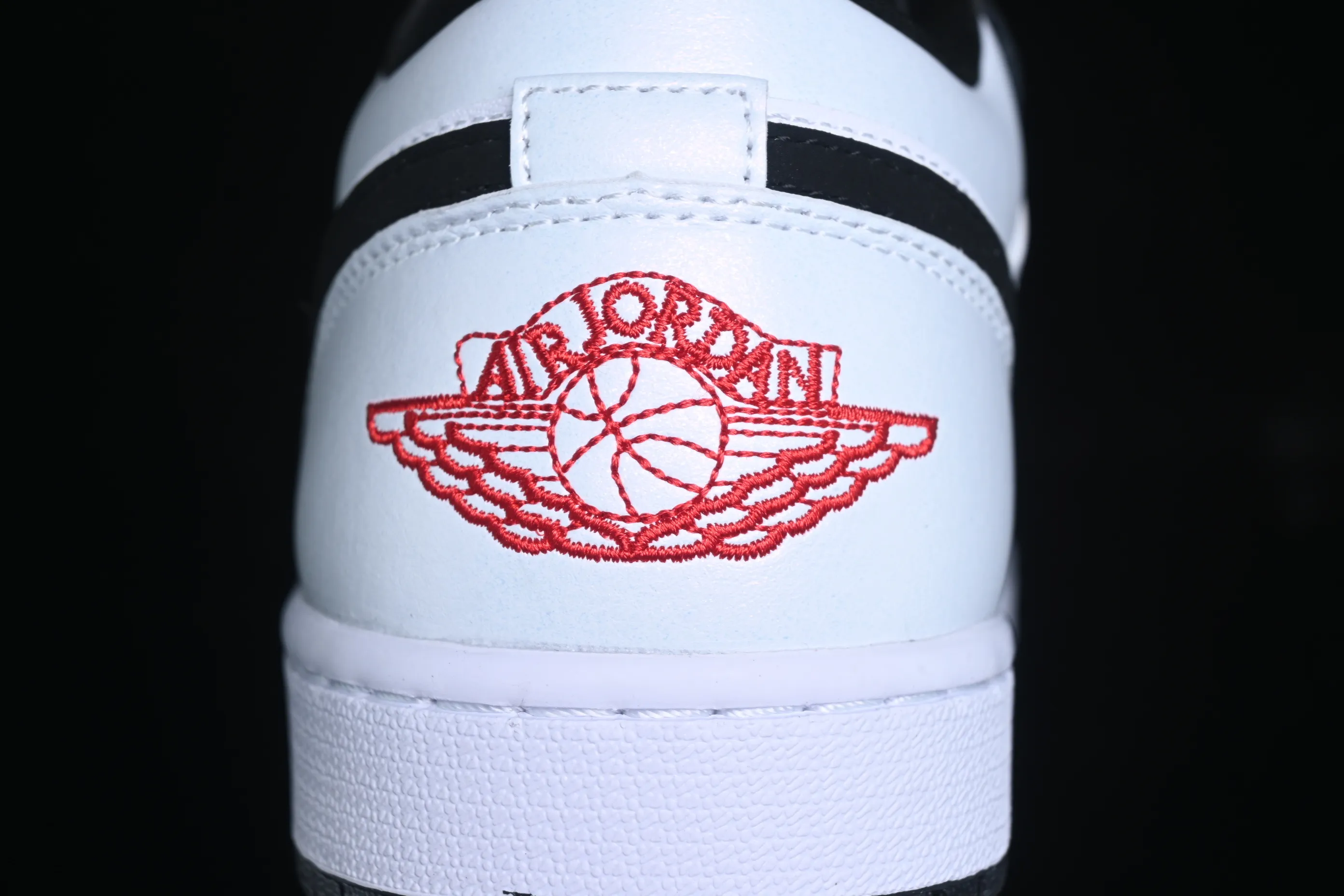All categories Air Jordan Jordan series basketball shoes Air Jordan 1 Low Air Jordan 1 Low "Panda" AJ1 Joe 1 black and white panda low-top cultural and casual sneakers HF3188-106